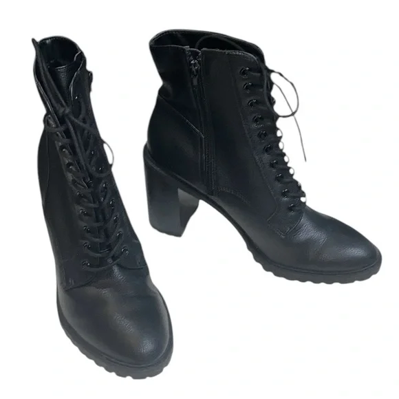 Forever 21 Black Faux Leather Ankle Boots, Size 10 - Picture 1 of 15